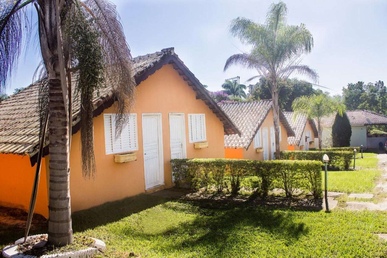 Chales Dois Amores Hotel Aguas de Sao Pedro Exterior photo